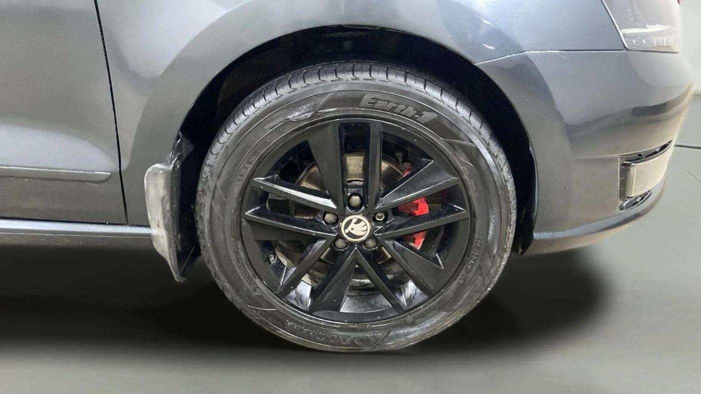 2020 Skoda Rapid STYLE TSI, Petrol, Manual, 57,004 km, Right Front Wheel