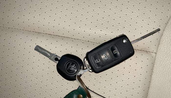 2020 Skoda Rapid STYLE TSI, Petrol, Manual, 56,745 km, Key Close Up