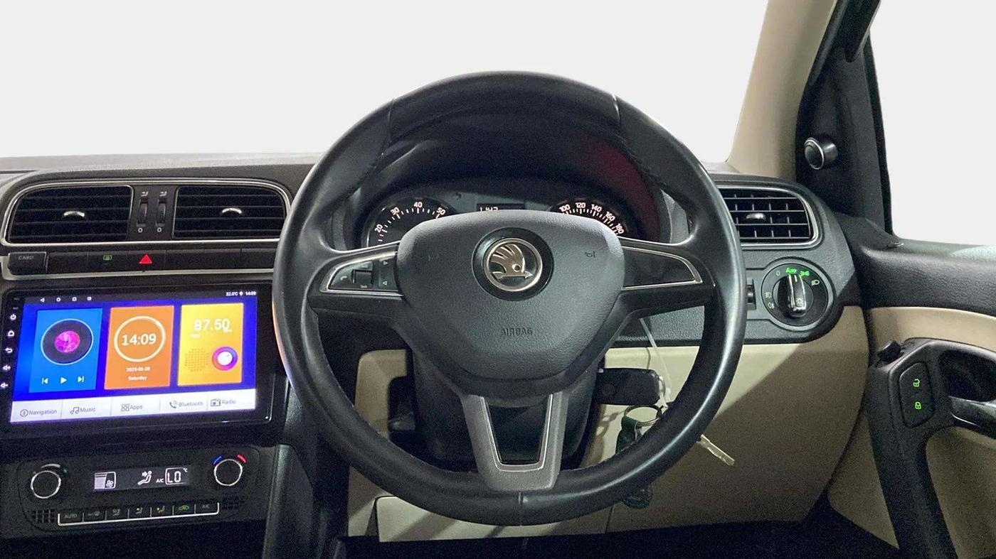 2020 Skoda Rapid STYLE TSI, Petrol, Manual, 57,004 km, Steering Wheel Close Up
