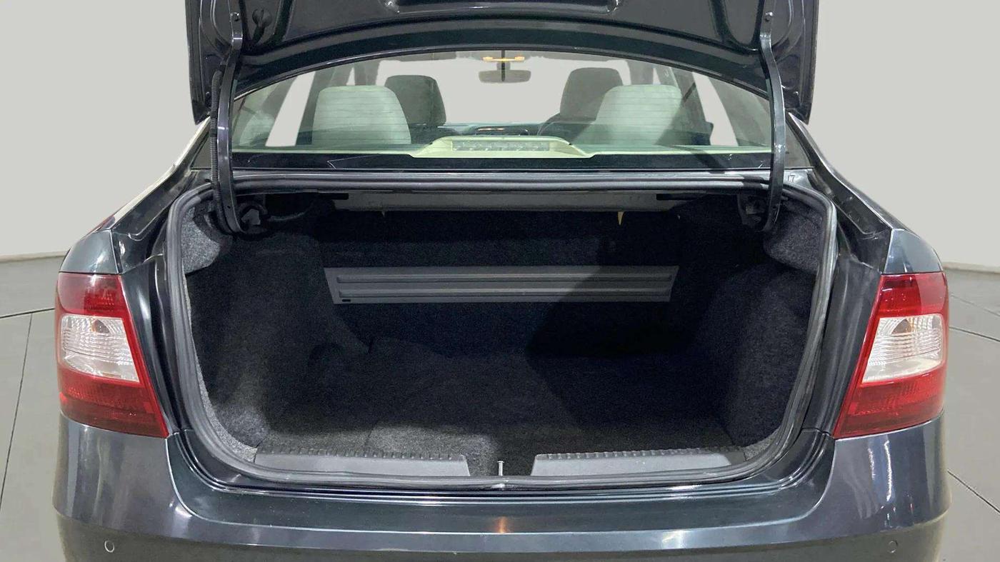 2020 Skoda Rapid STYLE TSI, Petrol, Manual, 57,004 km, Boot Open Zoomed View