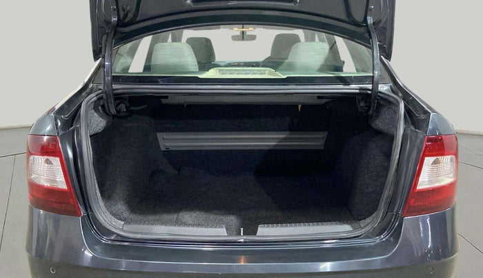 2020 Skoda Rapid STYLE TSI, Petrol, Manual, 56,745 km, Boot Open Zoomed View