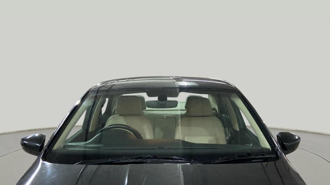 2020 Skoda Rapid STYLE TSI, Petrol, Manual, 57,004 km, Front Windshield