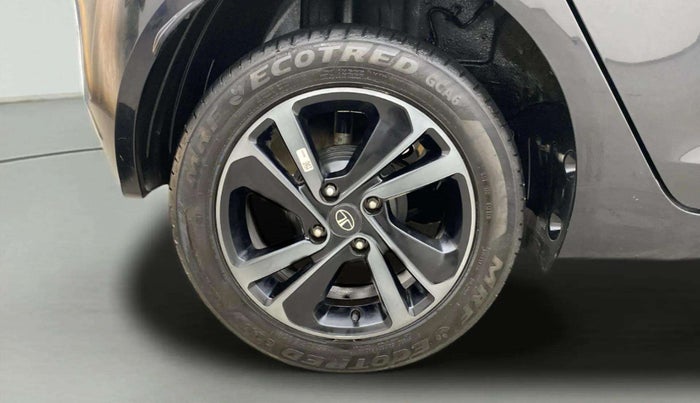 2023 Tata ALTROZ XZ Plus (S) Dark Edition, Petrol, Manual, 20,921 km, Right Rear Wheel
