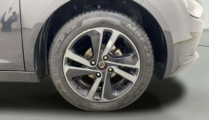 2023 Tata ALTROZ XZ Plus (S) Dark Edition, Petrol, Manual, 20,921 km, Right Front Wheel