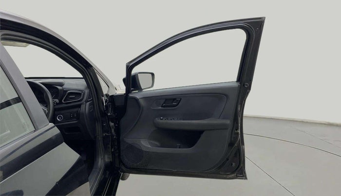 2023 Tata ALTROZ XZ Plus (S) Dark Edition, Petrol, Manual, 20,921 km, RHS Front Door
