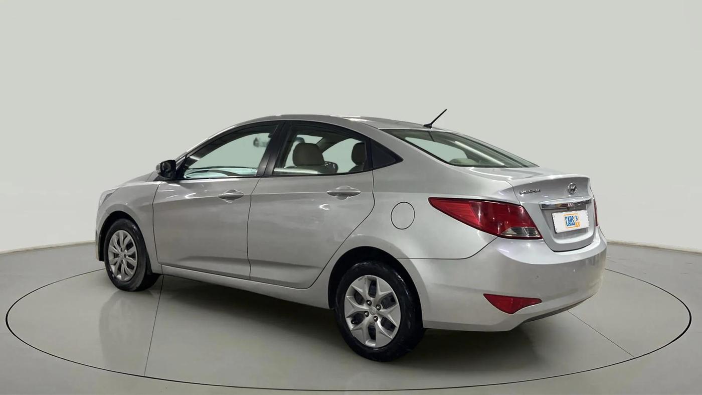 2016 Hyundai Verna FLUIDIC 4S 1.6 VTVT S, Petrol, Manual, 67,077 km, Left Back Diagonal