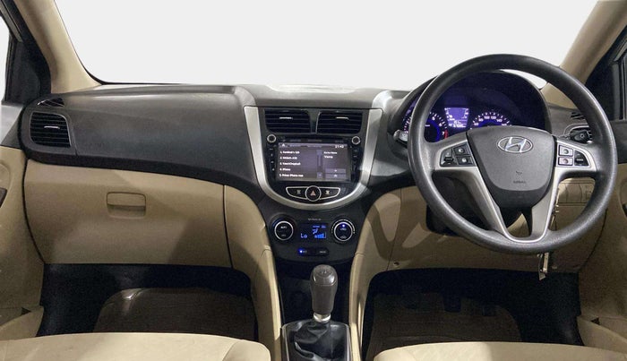 2016 Hyundai Verna FLUIDIC 4S 1.6 VTVT S, Petrol, Manual, 67,077 km, Dashboard