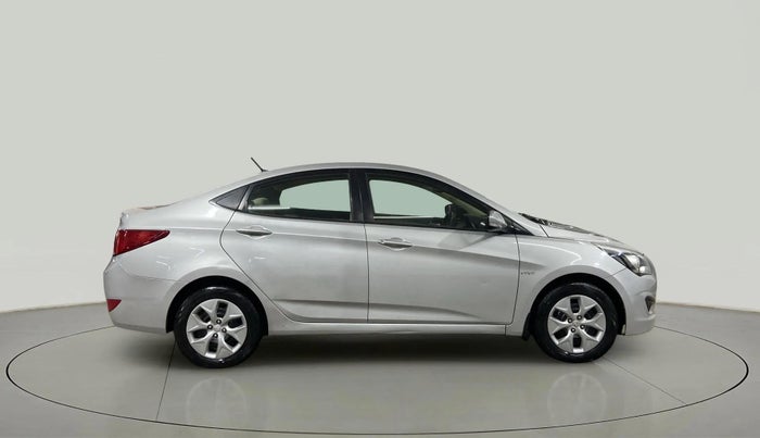 2016 Hyundai Verna FLUIDIC 4S 1.6 VTVT S, Petrol, Manual, 67,077 km, Right Side View