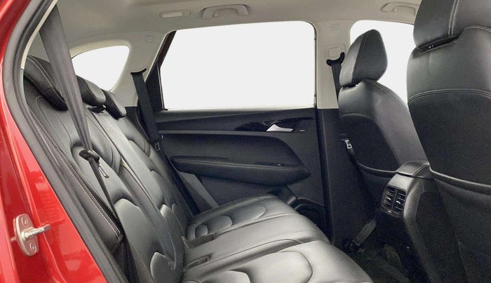 2019 MG HECTOR SHARP HYBRID 1.5 PETROL, Petrol, Manual, 46,794 km, Right Side Rear Door Cabin