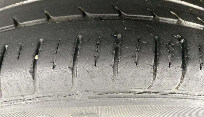 2017 Maruti Celerio VXI, Petrol, Manual, 59,303 km, Left Rear Tyre Tread