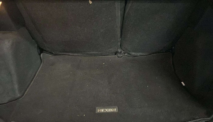 2023 Tata NEXON FEARLESS SUNROOF DUAL TONE 1.5 DIESEL, Diesel, Manual, 44,230 km, Boot Inside