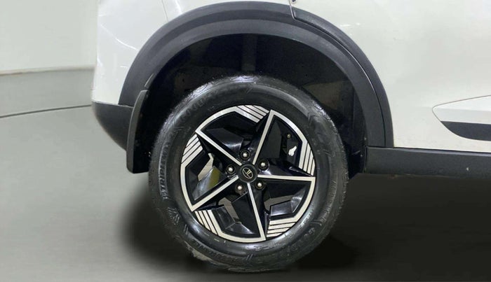2023 Tata NEXON FEARLESS SUNROOF DUAL TONE 1.5 DIESEL, Diesel, Manual, 44,230 km, Right Rear Wheel