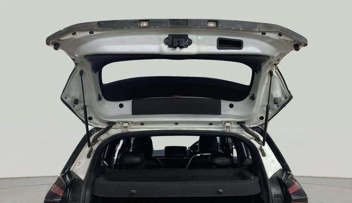 2023 Tata NEXON FEARLESS SUNROOF DUAL TONE 1.5 DIESEL, Diesel, Manual, 44,230 km, Boot Door Open