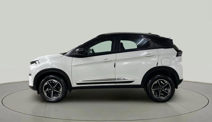 2023 Tata NEXON FEARLESS SUNROOF DUAL TONE 1.5 DIESEL, Diesel, Manual, 44,230 km, Left Side