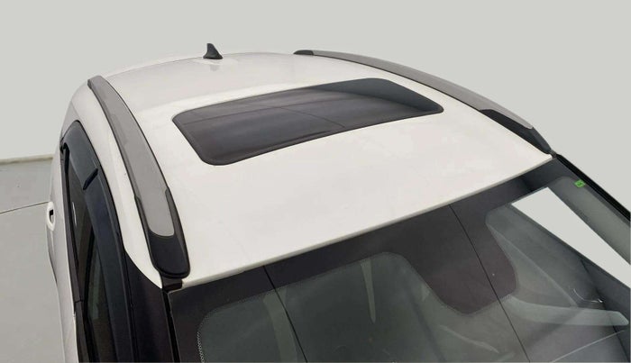 2024 Tata NEXON CREATIVE+ SUNROOF AMT 1.2 PETROL, Petrol, Automatic, 19,648 km, Roof