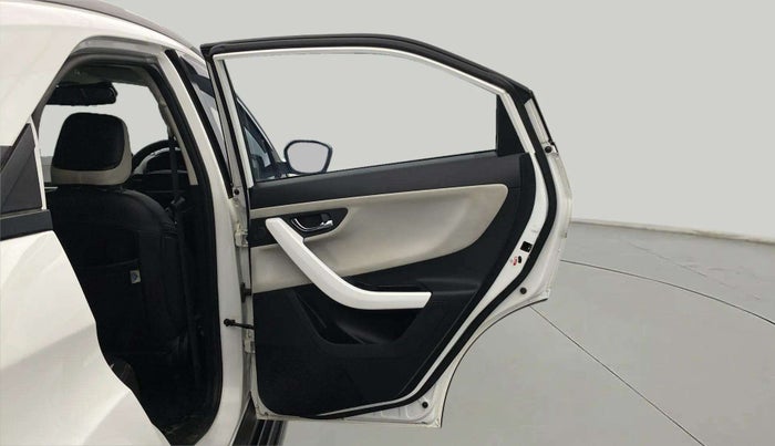 2024 Tata NEXON CREATIVE+ SUNROOF AMT 1.2 PETROL, Petrol, Automatic, 19,648 km, RHS Rear Door