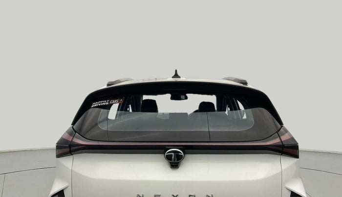 2024 Tata NEXON CREATIVE+ SUNROOF AMT 1.2 PETROL, Petrol, Automatic, 19,648 km, Rear Windshield