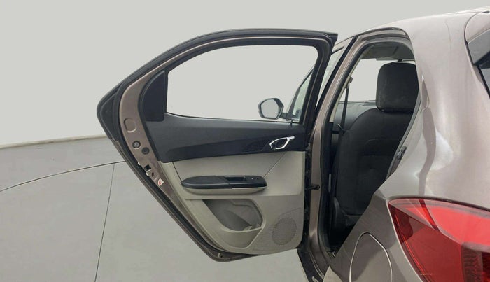 2016 Tata Tiago XZ PETROL, Petrol, Manual, 37,465 km, LHS Rear Door