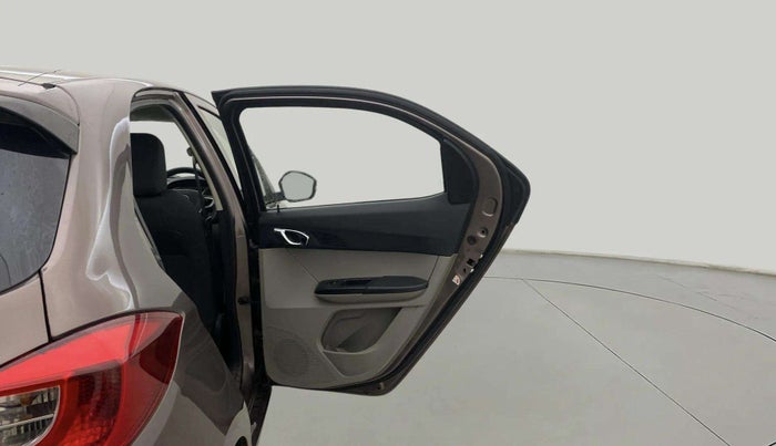 2016 Tata Tiago XZ PETROL, Petrol, Manual, 37,465 km, RHS Rear Door