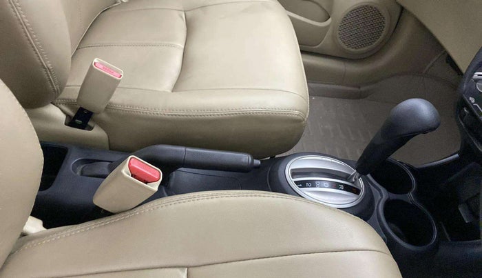 2014 Honda Brio VX AT, Petrol, Automatic, 27,434 km, Gear Lever