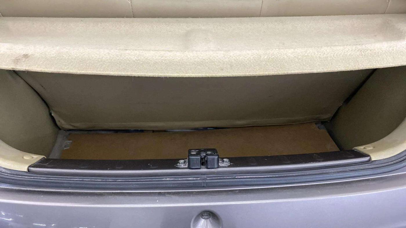 2014 Honda Brio VX AT, Petrol, Automatic, 27,434 km, Boot Inside