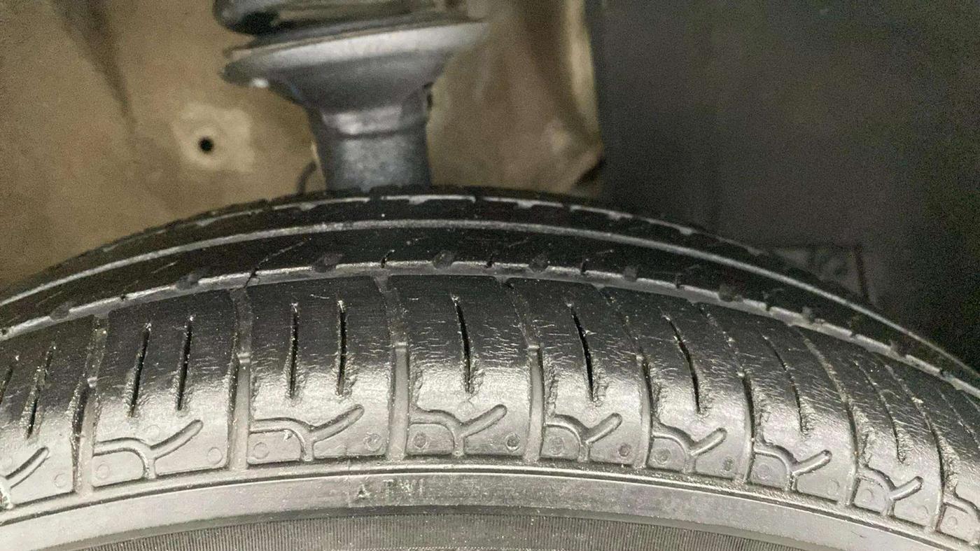 2021 Maruti New Wagon-R LXI 1.0, Petrol, Manual, 74,059 km, Right Front Tyre Tread