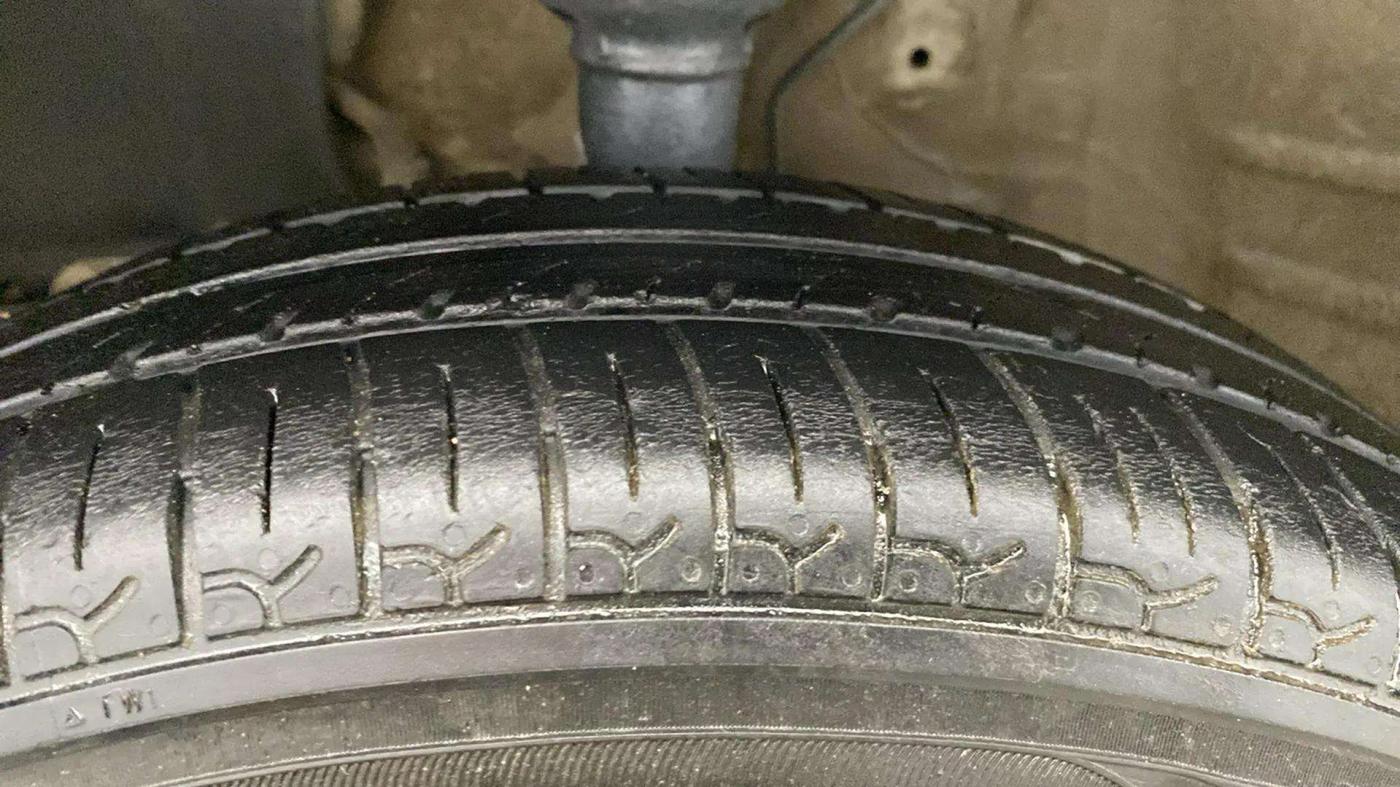 2021 Maruti New Wagon-R LXI 1.0, Petrol, Manual, 74,059 km, Left Front Tyre Tread