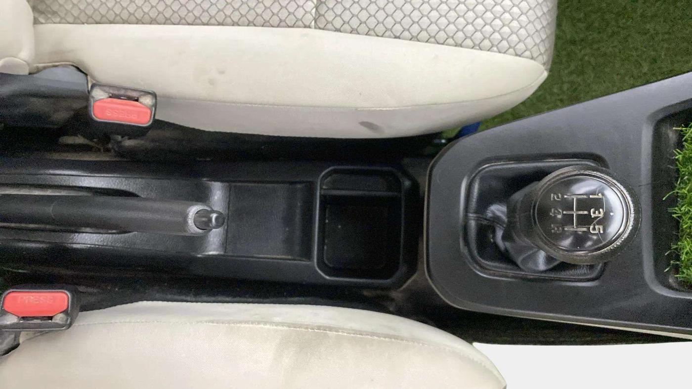 2021 Maruti New Wagon-R LXI 1.0, Petrol, Manual, 74,059 km, Gear Lever