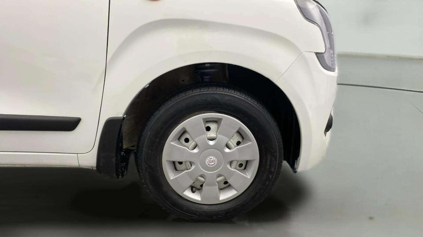 2021 Maruti New Wagon-R LXI 1.0, Petrol, Manual, 74,059 km, Right Front Wheel