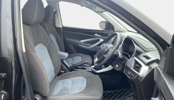 2021 MG HECTOR SUPER 1.5 PETROL, Petrol, Manual, 24,711 km, Right Side Front Door Cabin