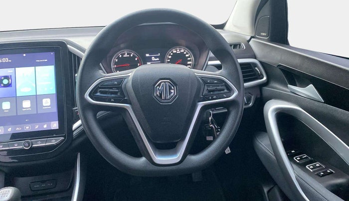 2021 MG HECTOR SUPER 1.5 PETROL, Petrol, Manual, 24,711 km, Steering Wheel Close Up