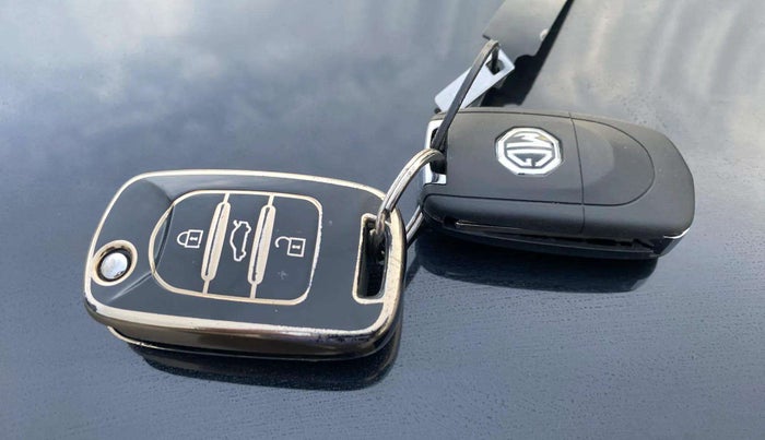 2021 MG HECTOR SUPER 1.5 PETROL, Petrol, Manual, 24,711 km, Key Close Up