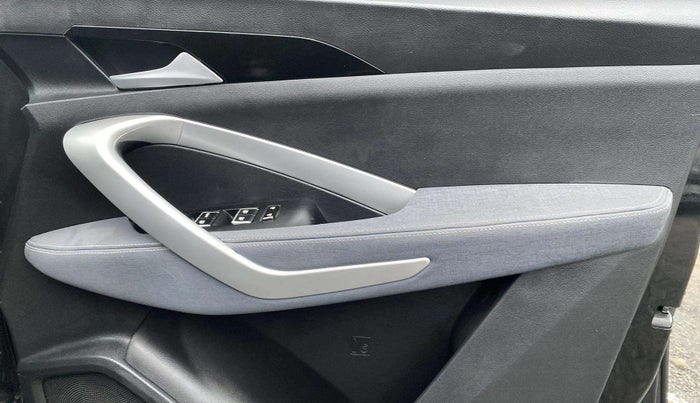 2021 MG HECTOR SUPER 1.5 PETROL, Petrol, Manual, 24,711 km, Driver Side Door Panels Control