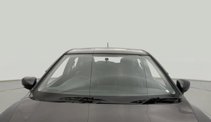 2017 Maruti Baleno DELTA PETROL 1.2, Petrol, Manual, 45,385 km, Front Windshield