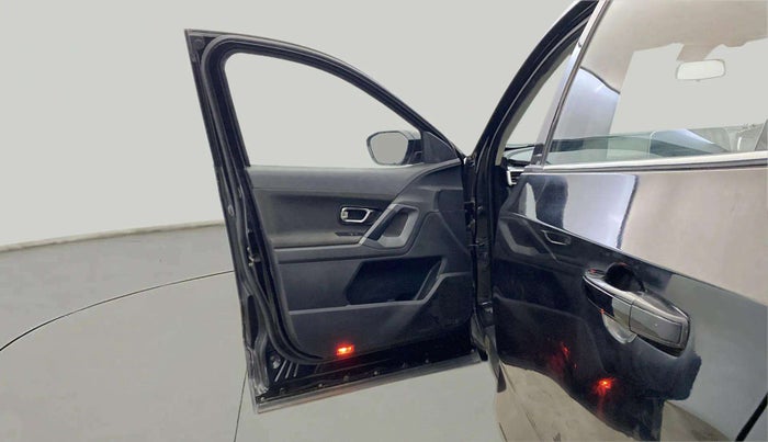 2020 Tata Harrier XT PLUS 2.0L KRYOTEC DARK EDITON, Diesel, Manual, 52,090 km, LHS Front Door