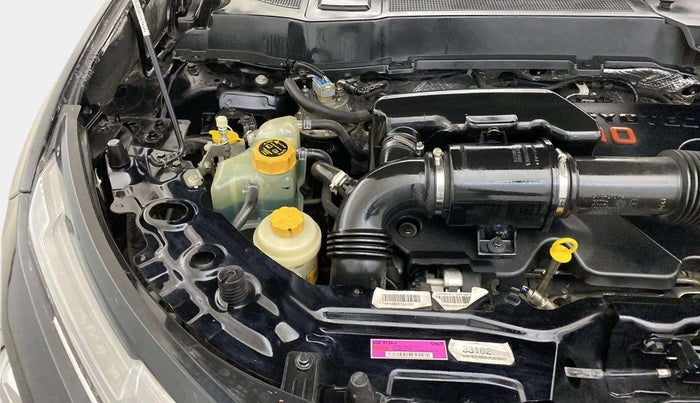 2020 Tata Harrier XT PLUS 2.0L KRYOTEC DARK EDITON, Diesel, Manual, 52,090 km, Engine View - Right