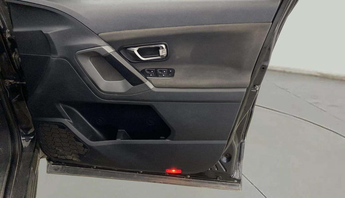 2020 Tata Harrier XT PLUS 2.0L KRYOTEC DARK EDITON, Diesel, Manual, 52,090 km, Driver Side Door Panels Control