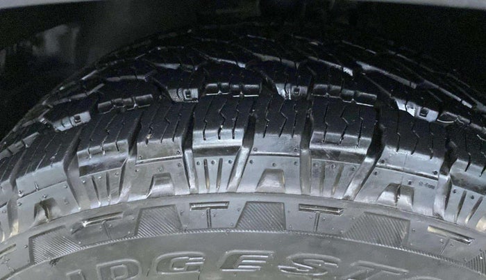 2020 Tata Harrier XT PLUS 2.0L KRYOTEC DARK EDITON, Diesel, Manual, 52,090 km, Left Rear Tyre Tread