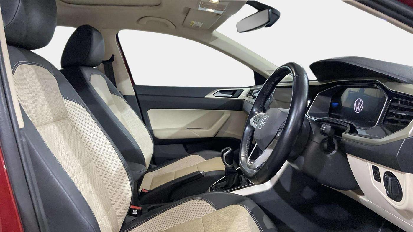 2023 Volkswagen VIRTUS TOPLINE TSI 1.0 MT, Petrol, Manual, 75,073 km, Right Side Front Door Cabin