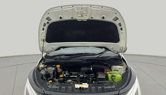 2022 Tata ALTROZ XZ PETROL, Petrol, Manual, 37,286 km, Open Bonet