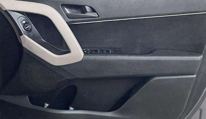 2018 Hyundai Creta E PLUS 1.6 PETROL, Petrol, Manual, 70,276 km, Driver Side Door Panels Control