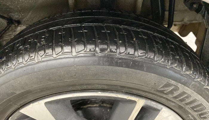 2021 Tata Tiago XZA PLUS PETROL, Petrol, Automatic, 42,057 km, Right Rear Tyre Tread