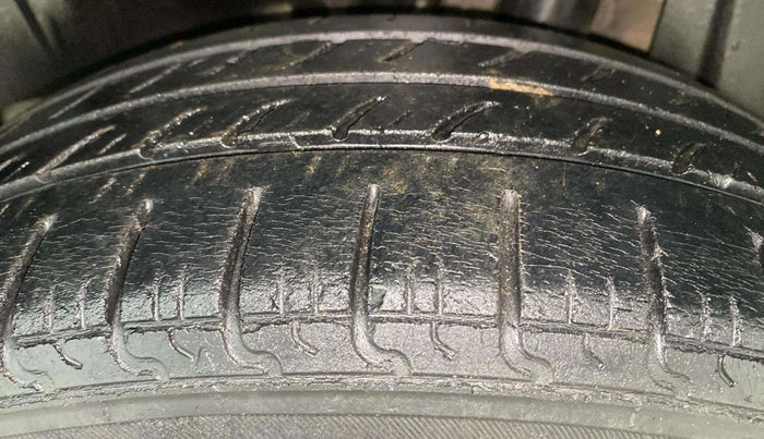 2020 Maruti Ertiga ZXI SHVS, Petrol, Manual, 52,668 km, Left Rear Tyre Tread