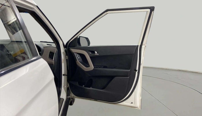 2016 Hyundai Creta SX PLUS AT 1.6 PETROL, Petrol, Automatic, 1,15,928 km, RHS Front Door