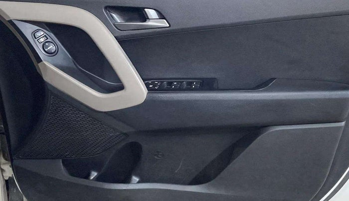 2016 Hyundai Creta SX PLUS AT 1.6 PETROL, Petrol, Automatic, 1,15,928 km, Driver Side Door Panels Control