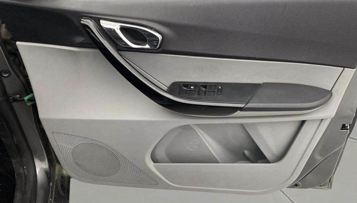 2020 Tata Tiago XZA PLUS PETROL, Petrol, Automatic, 57,090 km, Driver Side Door Panels Control