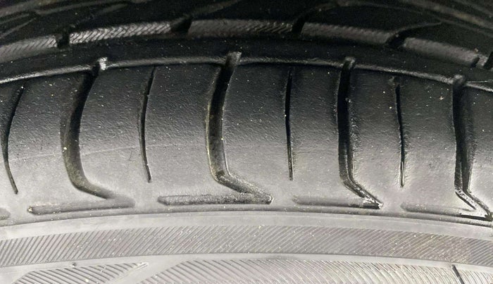 2020 Tata Tiago XZA PLUS PETROL, Petrol, Automatic, 57,056 km, Right Front Tyre Tread