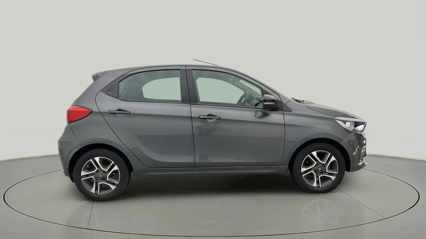 2020 Tata Tiago XZA PLUS PETROL, Petrol, Automatic, 57,090 km, Right Side View
