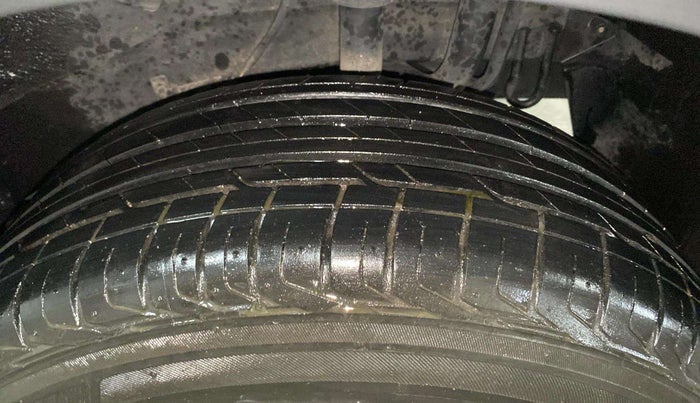 2021 Tata NEXON XMA PLUS SUNROOF PETROL, Petrol, Automatic, 14,560 km, Left Rear Tyre Tread