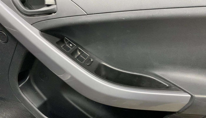 2021 Tata NEXON XMA PLUS SUNROOF PETROL, Petrol, Automatic, 14,560 km, Driver Side Door Panels Control